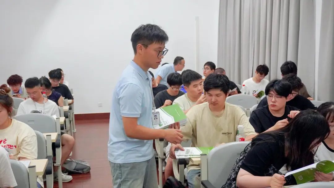 “拼一夏，赢未来”！海学考研2025暑期超级特训营盛大开营！ - 内容图片 53