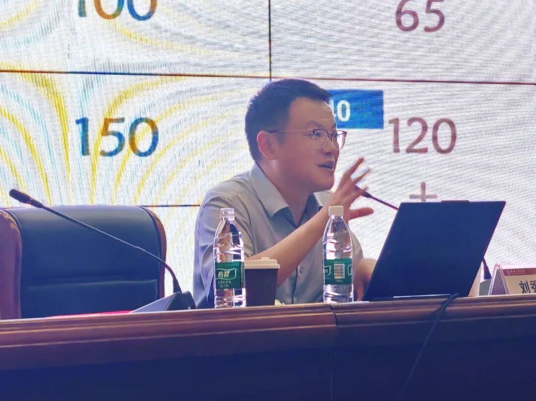 海学教育刘秀全校长在徐州工程学院开展职业规划讲座