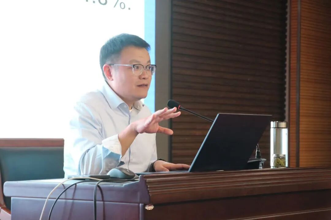 海学教育刘秀全校长怀德学校考研讲座现场