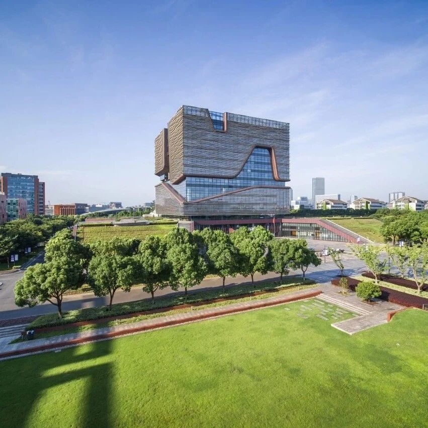 中外合办硕士｜西交利物浦大学：申请制入学，丰厚奖学金！
