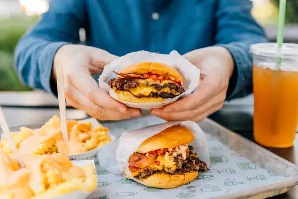 饮食对免疫系统影响的外刊文章配图