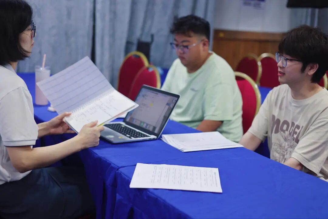海学考研精细化批改与反馈体系