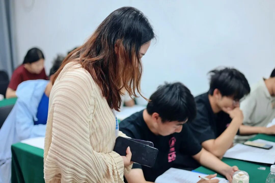 吃住学一体沉浸式营地环境