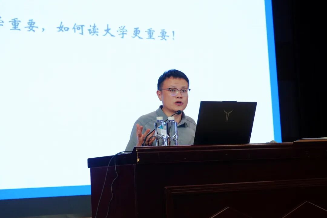 刘校长介绍留学与中外合作办学升学路径