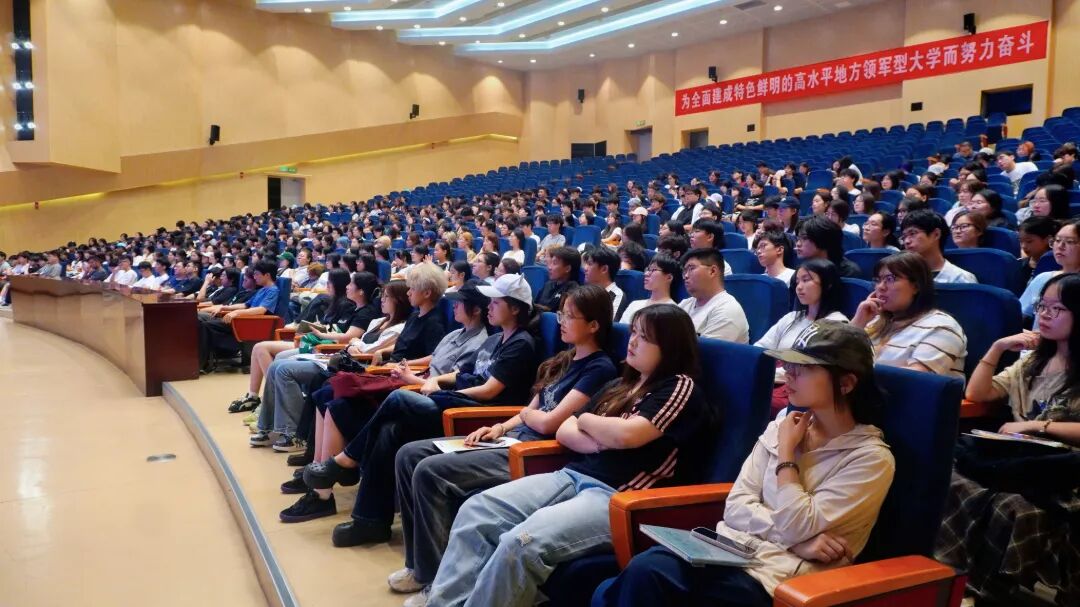 常州大学美术与设计学院升学规划讲座现场